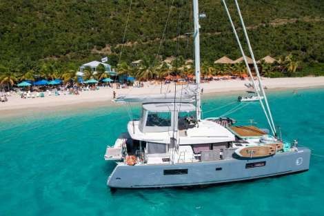 Review img # 55 of the yacht AEOLUS 77