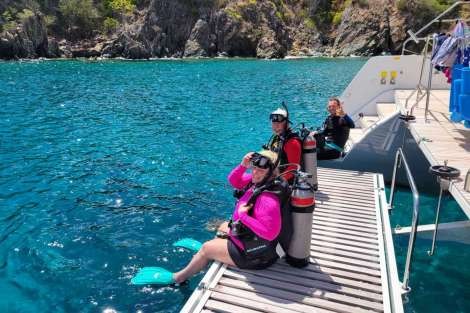 Review img # 64 of the yacht AEOLUS 77