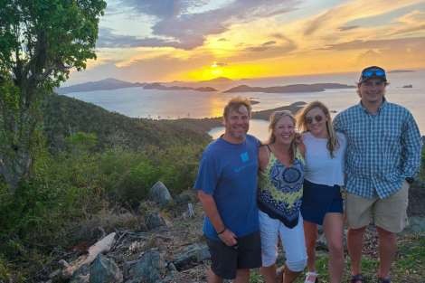 Review img # 80 of the yacht AEOLUS 77