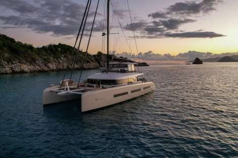 Review img # 43 of the yacht AEOLUS 77