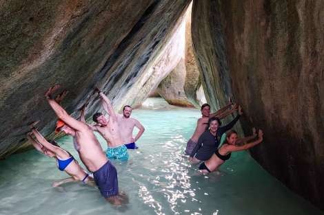 Review img # 18 of the yacht AEOLUS 77