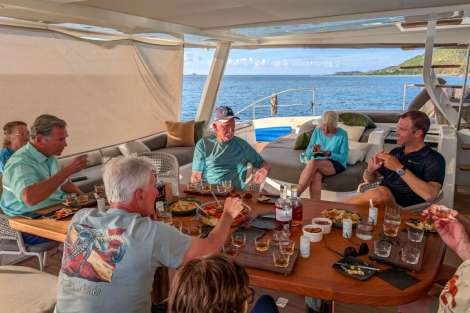 Review img # 9 of the yacht AEOLUS 77